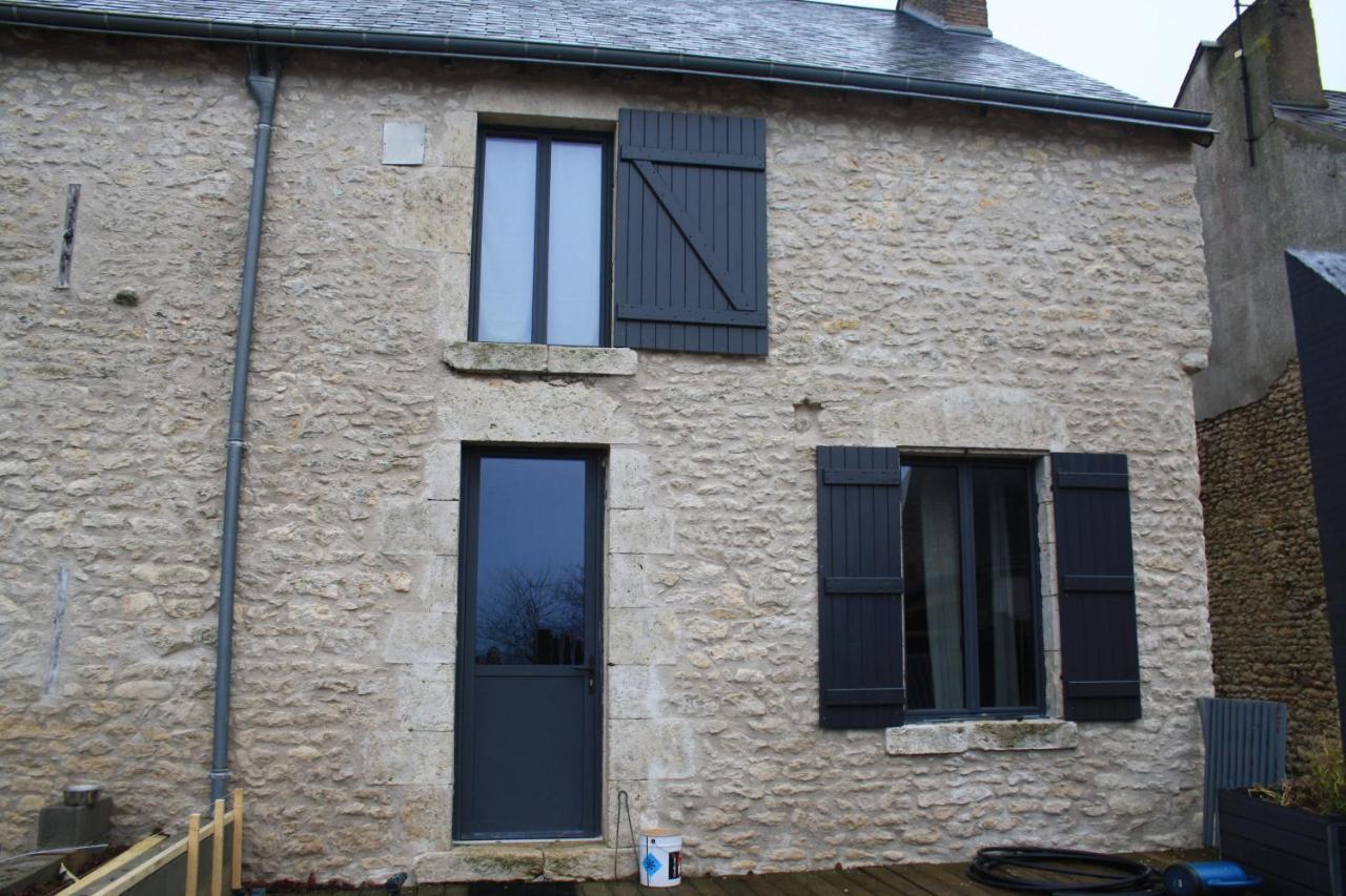 La Maison Villa La Chapelle-Saint-Martin-en-Plaine ภายนอก รูปภาพ